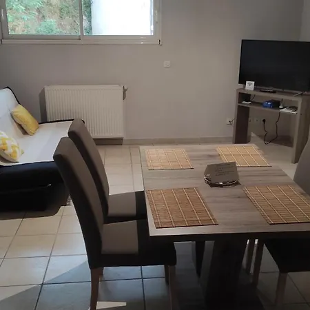 Apartment 4 Couchages - Centre St Donat Sur L'herbasse *