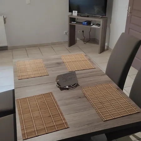4 Couchages - Centre St Donat Sur L'herbasse Apartment