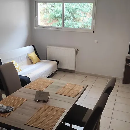 4 Couchages - Centre St Donat Sur L'herbasse *